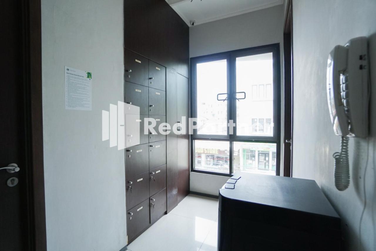 Hotel Toba Mansion Syariah Near Benhil Redpartner Yakarta Exterior foto