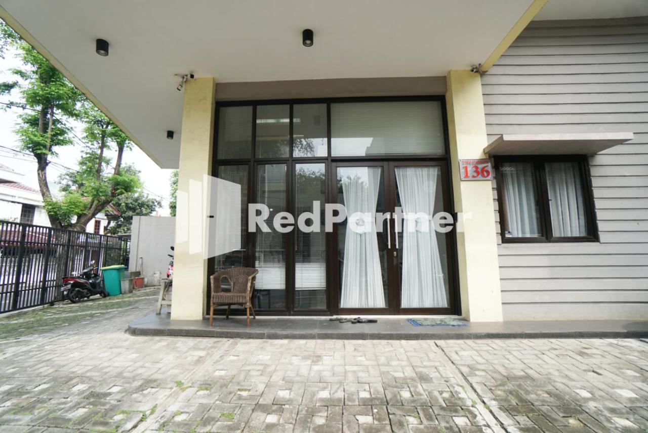 Hotel Toba Mansion Syariah Near Benhil Redpartner Yakarta Exterior foto