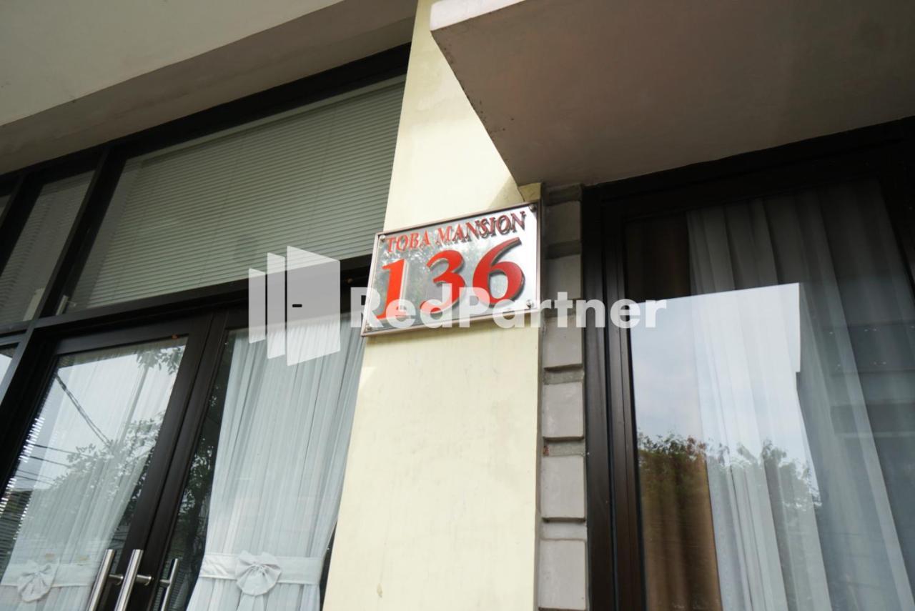 Hotel Toba Mansion Syariah Near Benhil Redpartner Yakarta Exterior foto